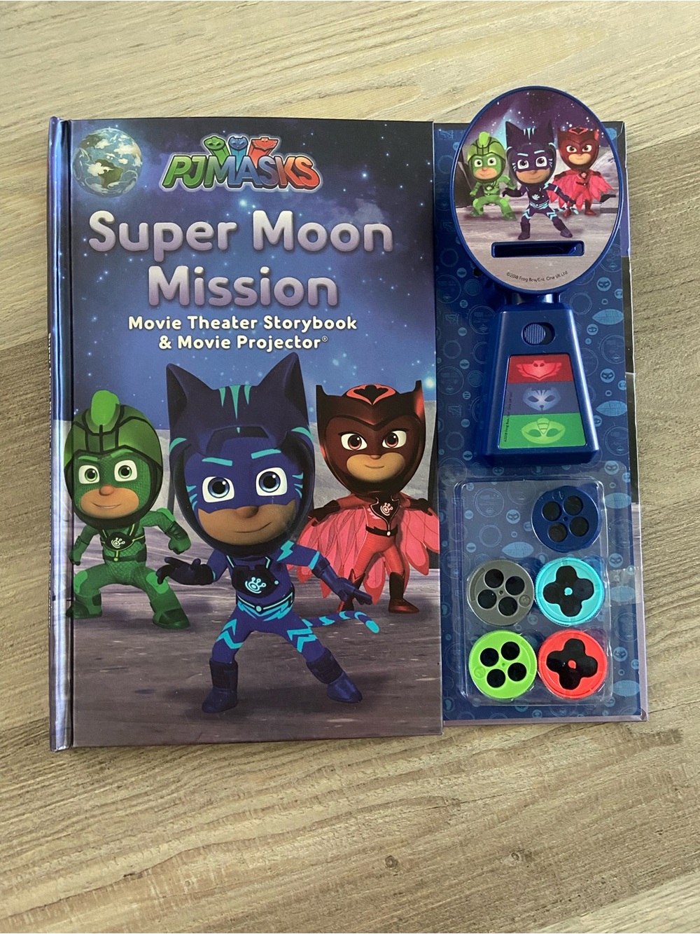 PJ Masks Super Moon Mission Storybook & Movie Projector With 5 Discs